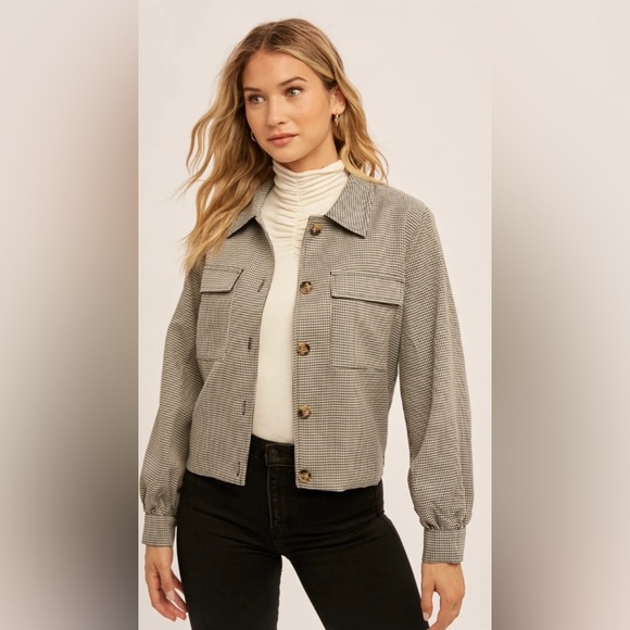 Black and white button down collared bomber jacket. Size L. - Picture 1 of 13